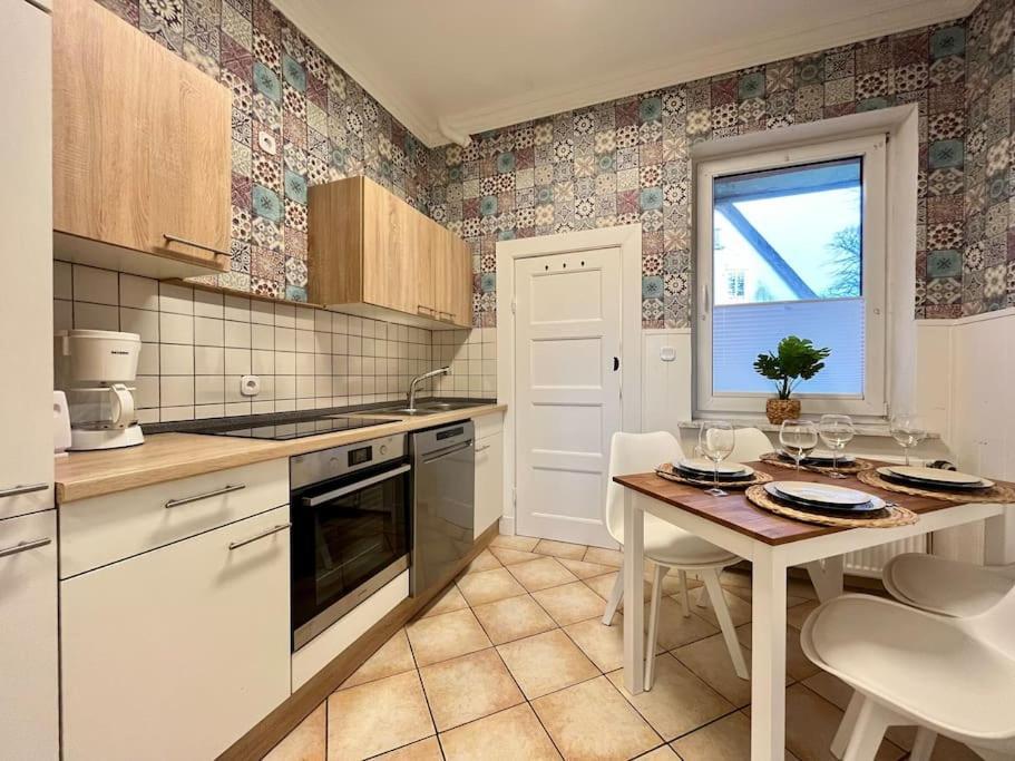 Apartment Perlmutt Mit Balkon Husum  Exterior foto